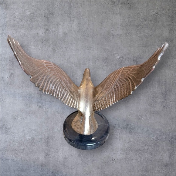 MCM Andrea By Sadek Majestic Brass Eagle Figurine Eagle Sculpture Marble Base - Picture 5 of 9